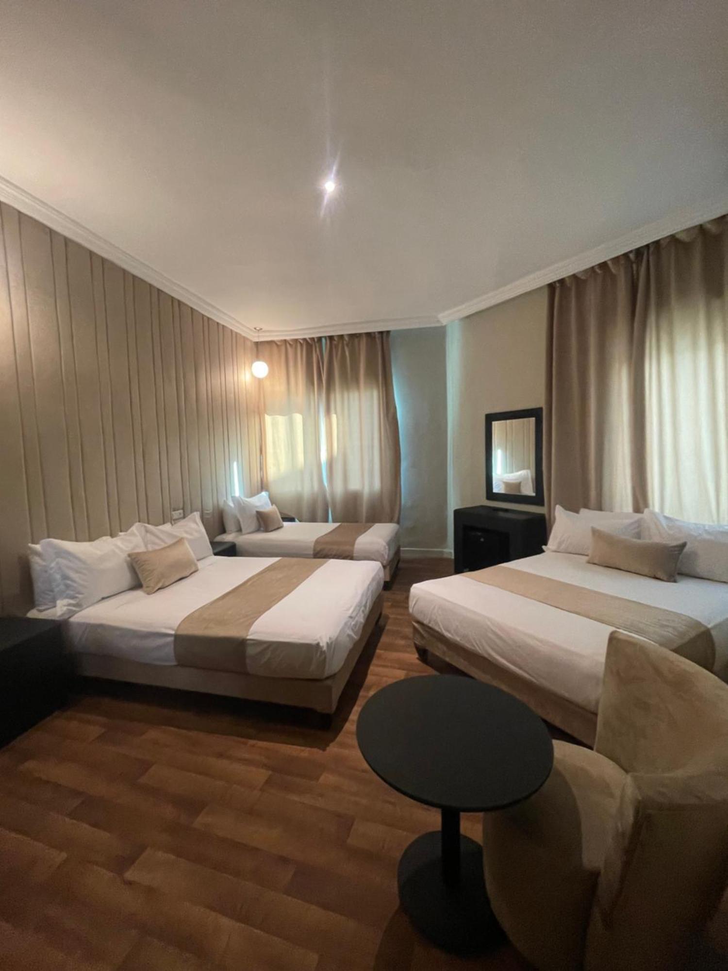 Hotel Cade Casa Blanca