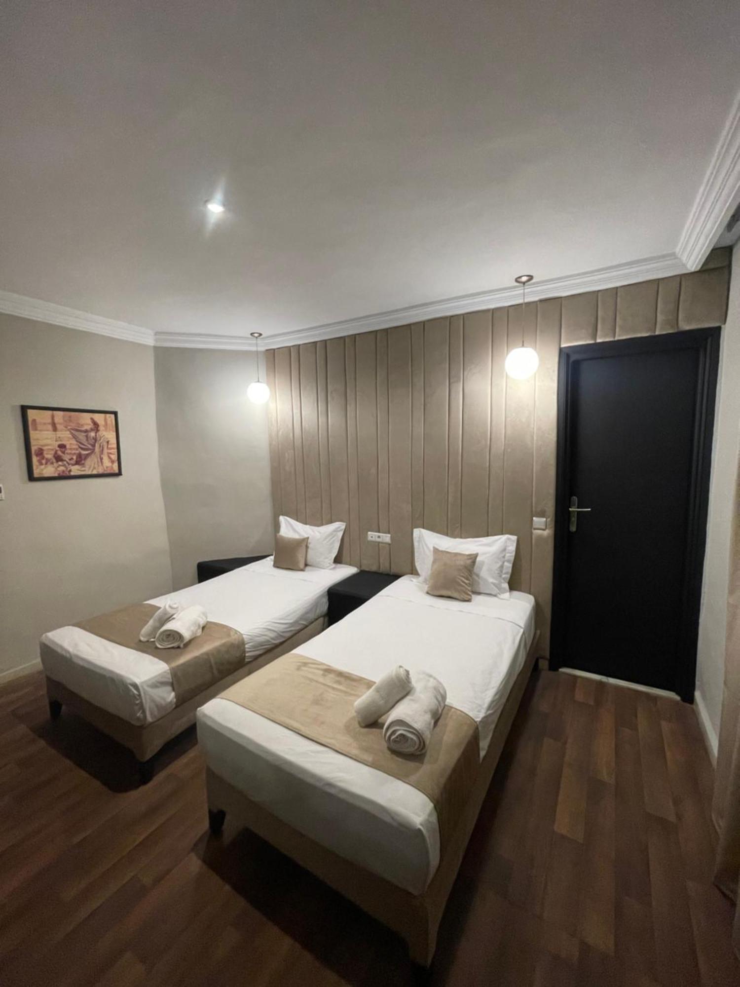 Cade Hotel 3*