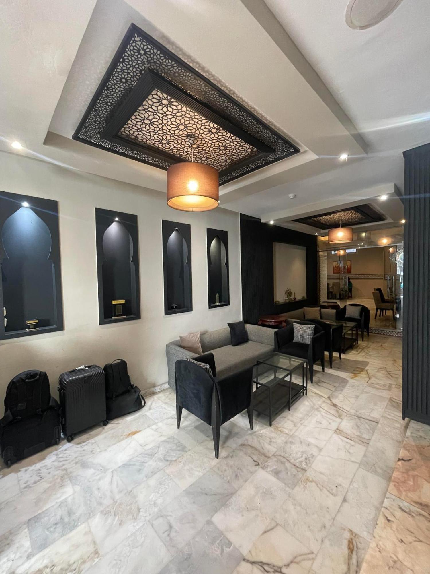 Cade Hotel 3*